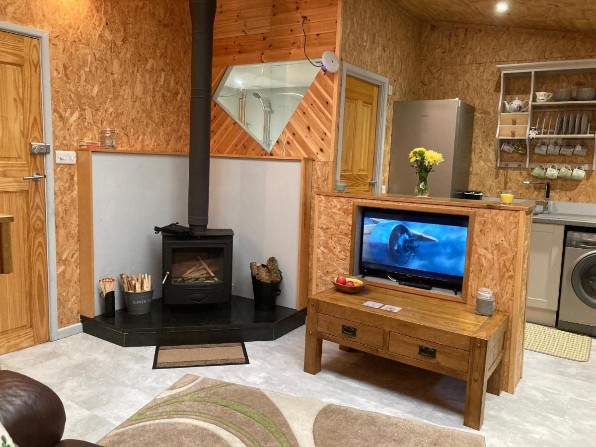 East Hillerton House Guest House Crediton Bagian luar foto