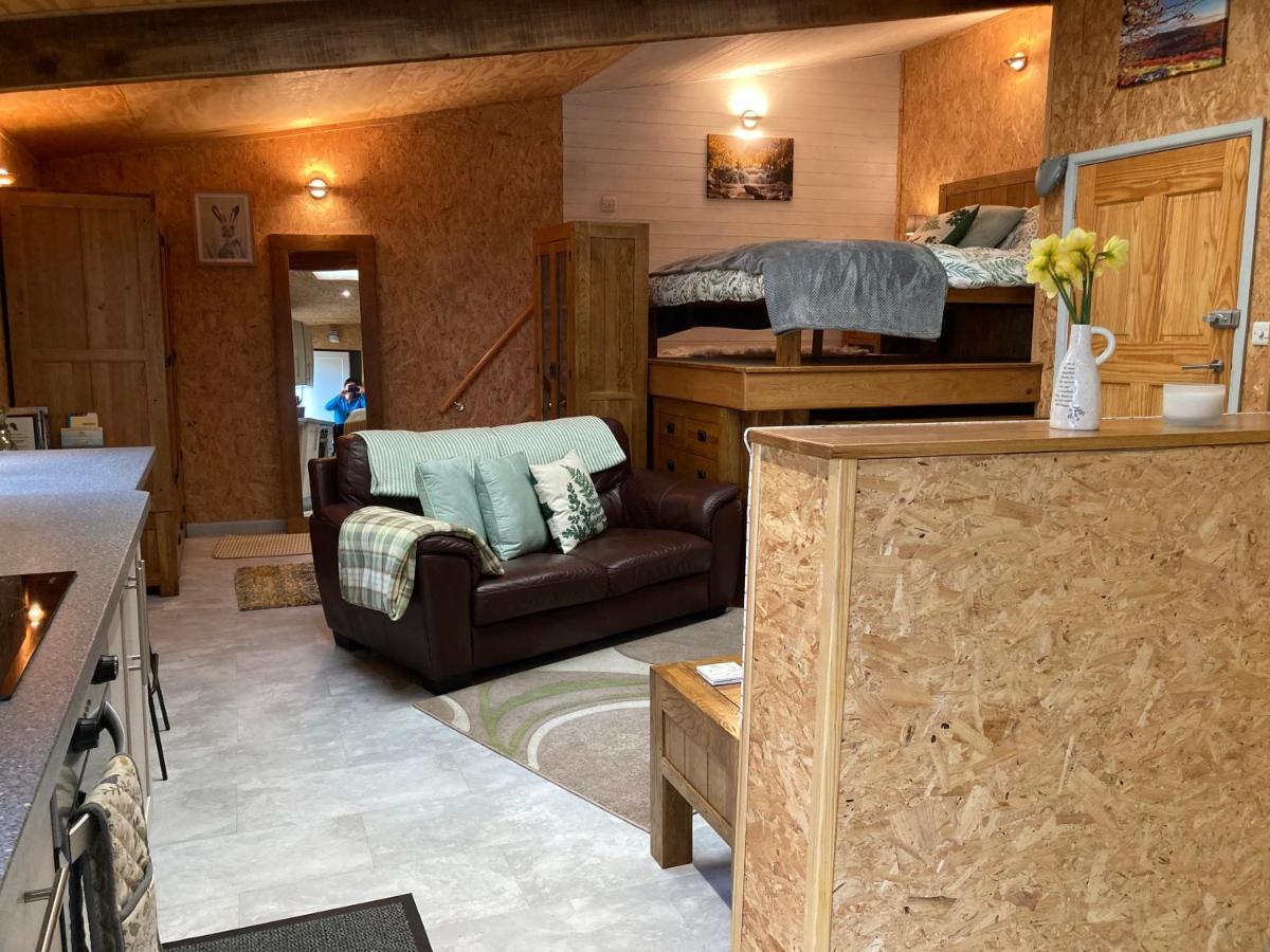 East Hillerton House Guest House Crediton Bagian luar foto