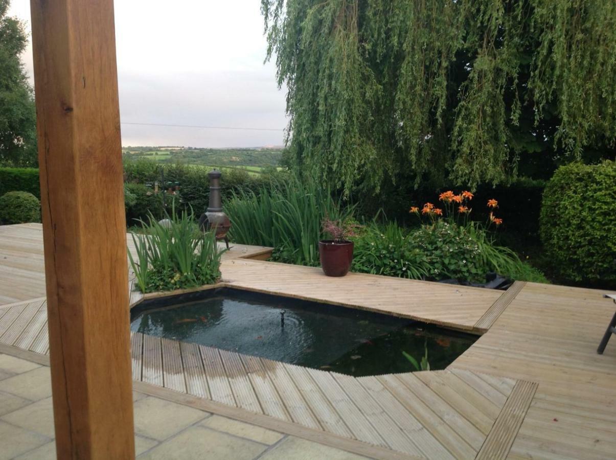 East Hillerton House Guest House Crediton Bagian luar foto