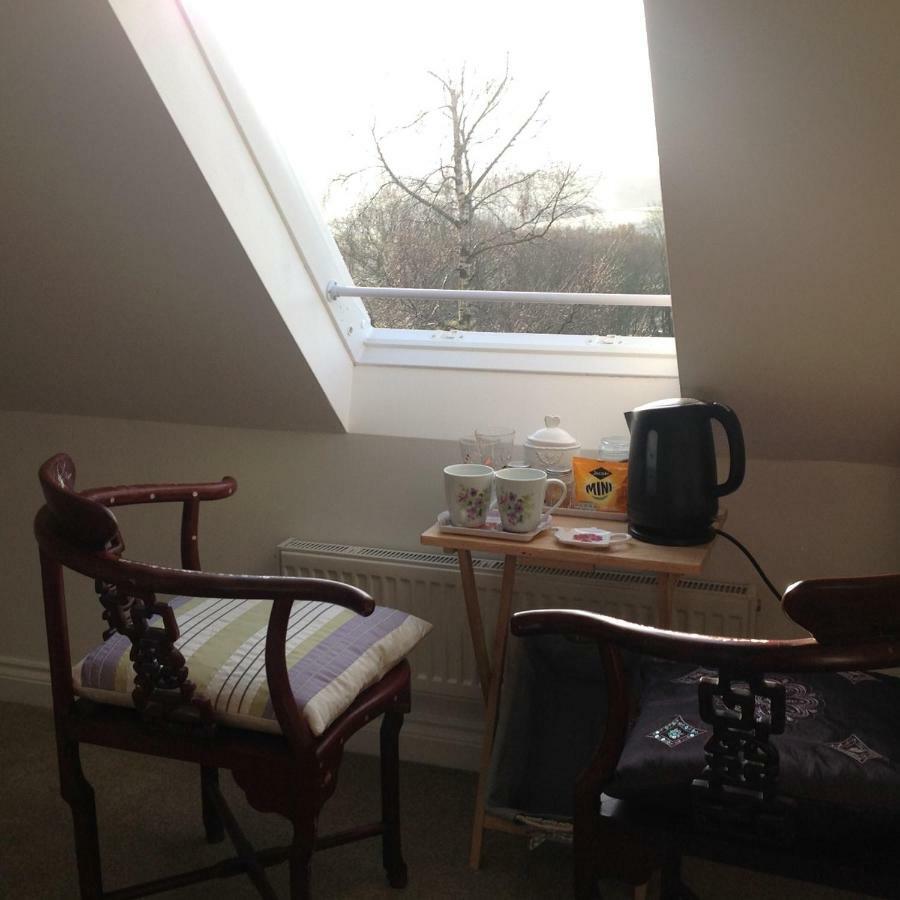 East Hillerton House Guest House Crediton Bagian luar foto