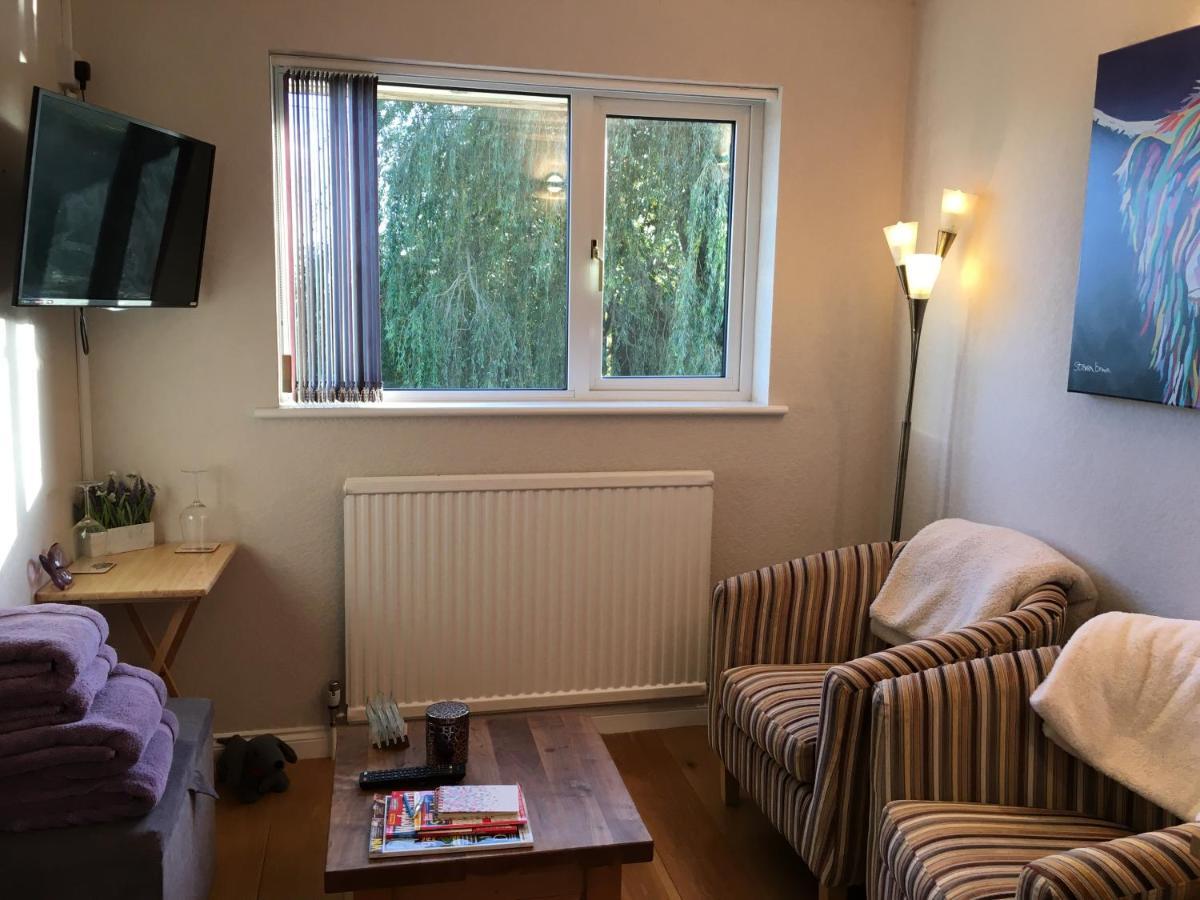 East Hillerton House Guest House Crediton Bagian luar foto